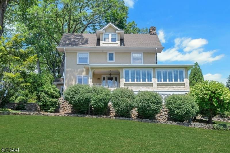 Mountain Lakes Boro, NJ 07046,71 Ball Rd