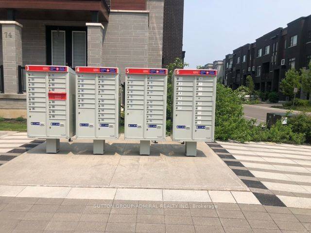 Vaughan, ON L6A 4P6,77 Laskin DR
