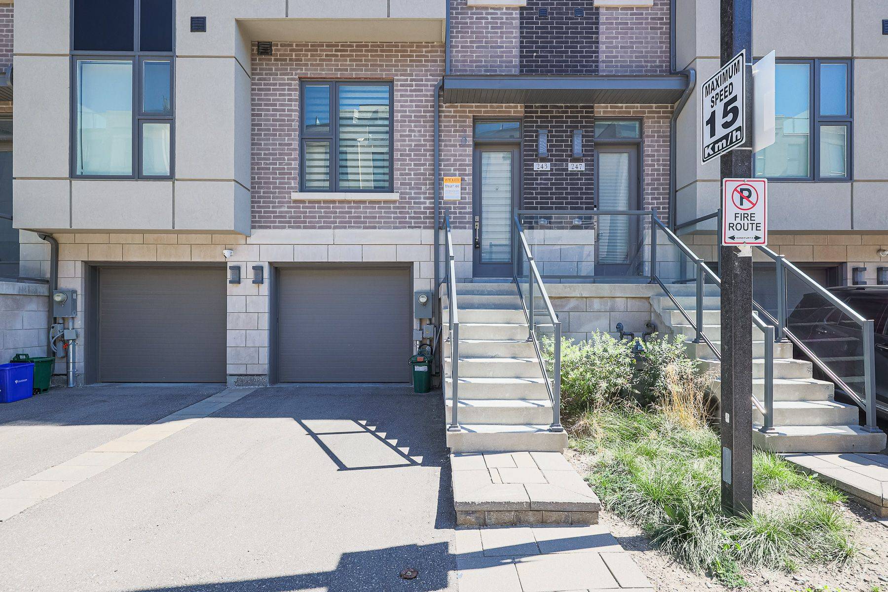 Vaughan, ON L4J 0K8,243 Smallwood CIR