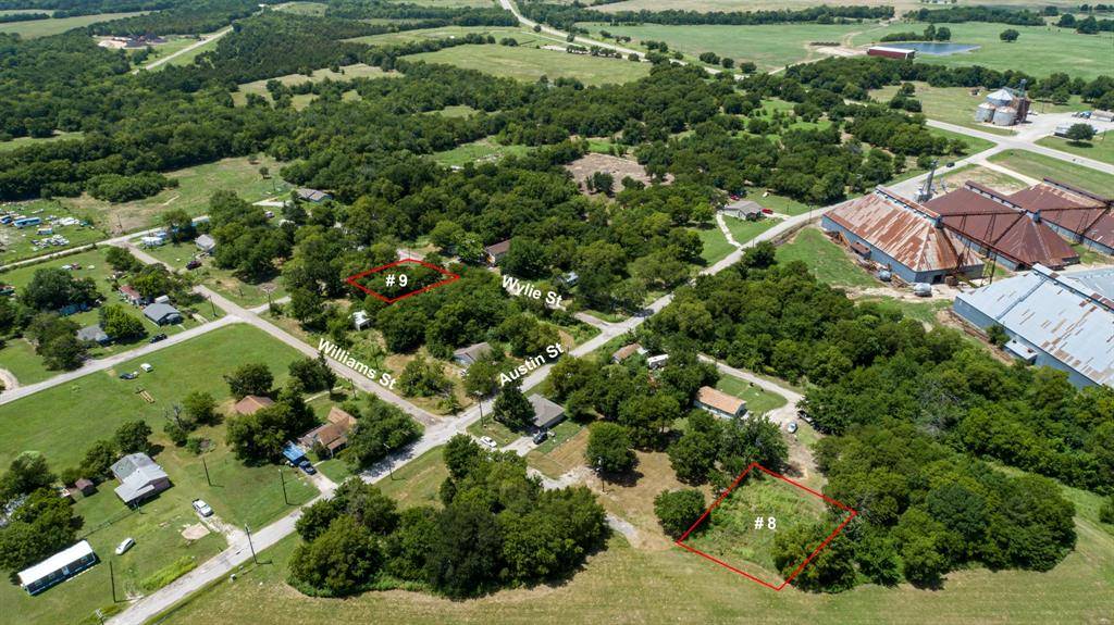 Wolfe City, TX 75496,415 W Wylie Street