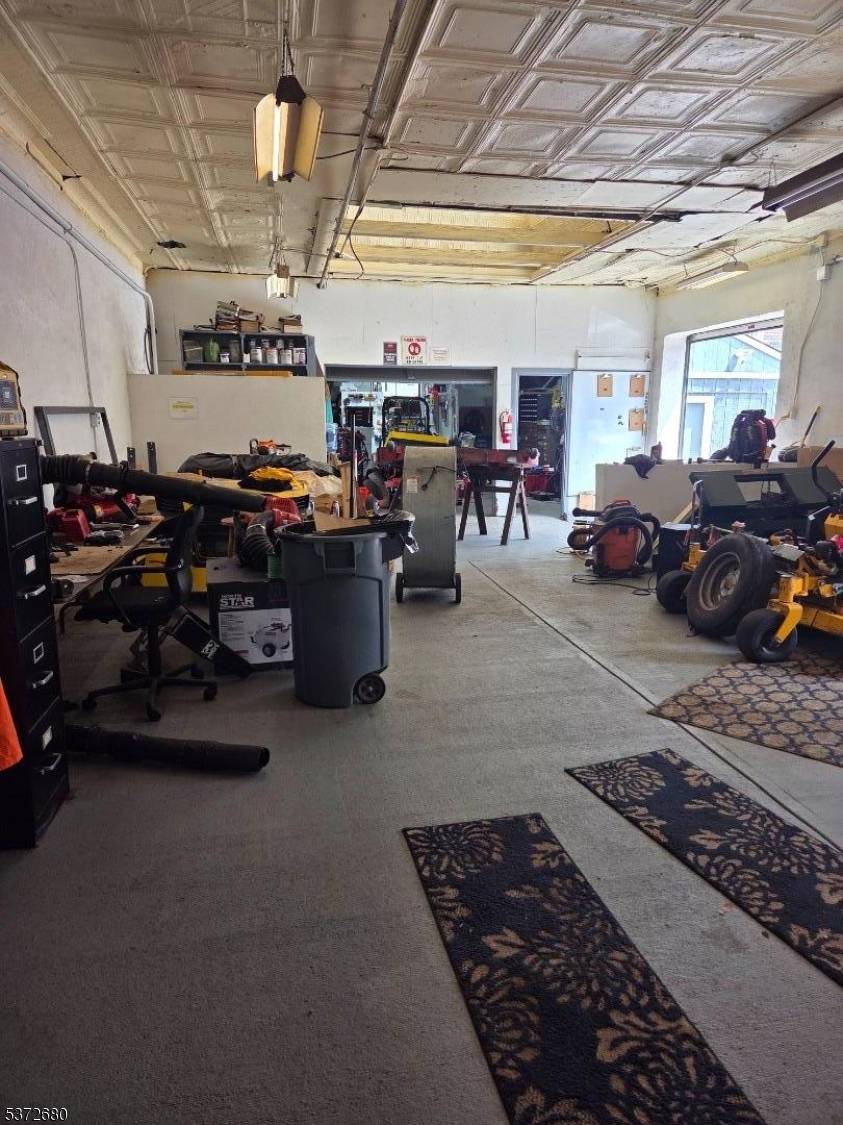 Perth Amboy City, NJ 08861,70-72 Fayette St