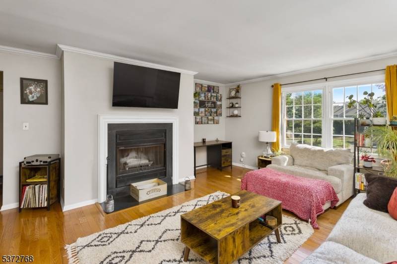 Raritan Twp., NJ 08822,55 Adams Ct