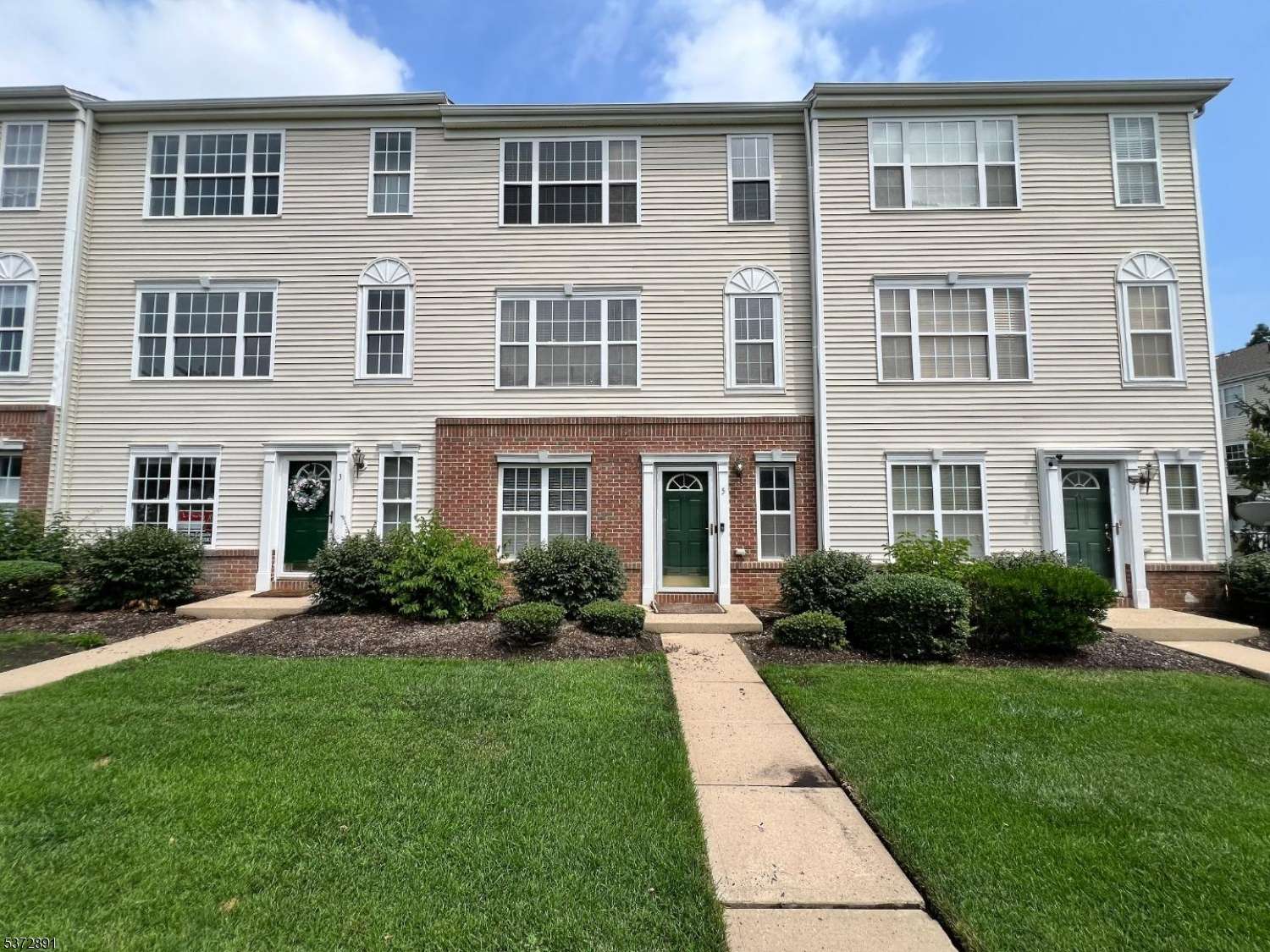 Sayreville Boro, NJ 08859,5 Kuczynski Dr