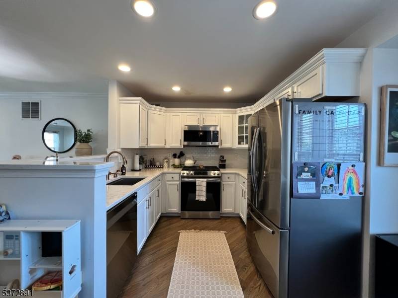 Sayreville Boro, NJ 08859,5 Kuczynski Dr