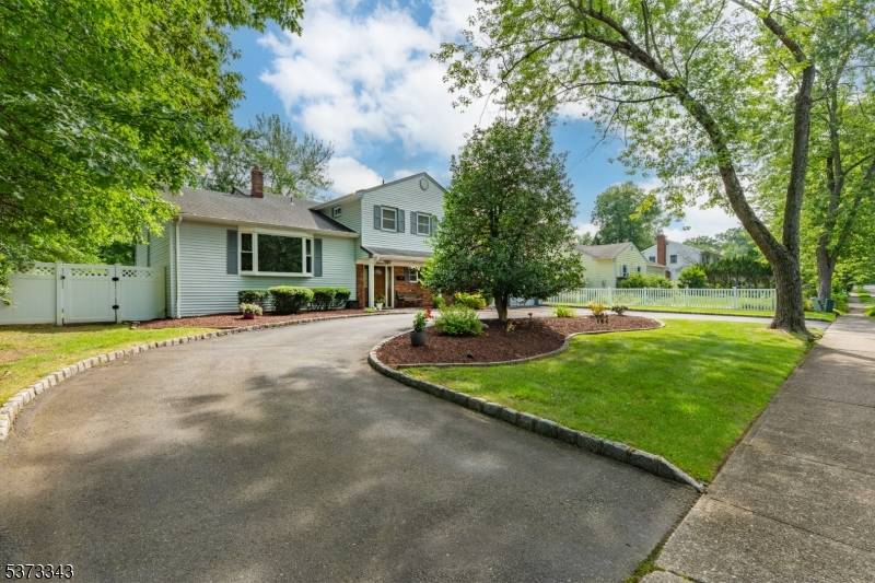 Parsippany-troy Hills Twp., NJ 07034,15 New England Dr