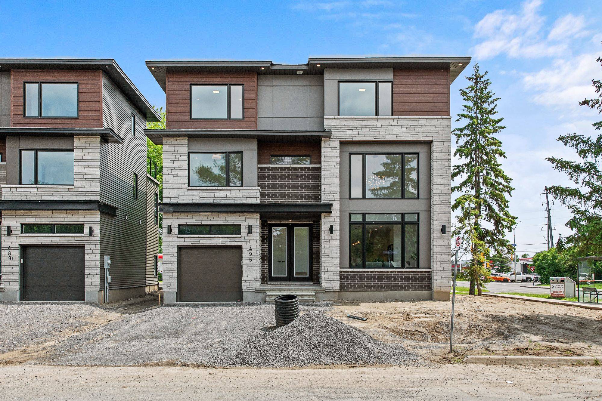 Orleans - Cumberland And Area, ON K1E 2N7,495 Duvernay DR