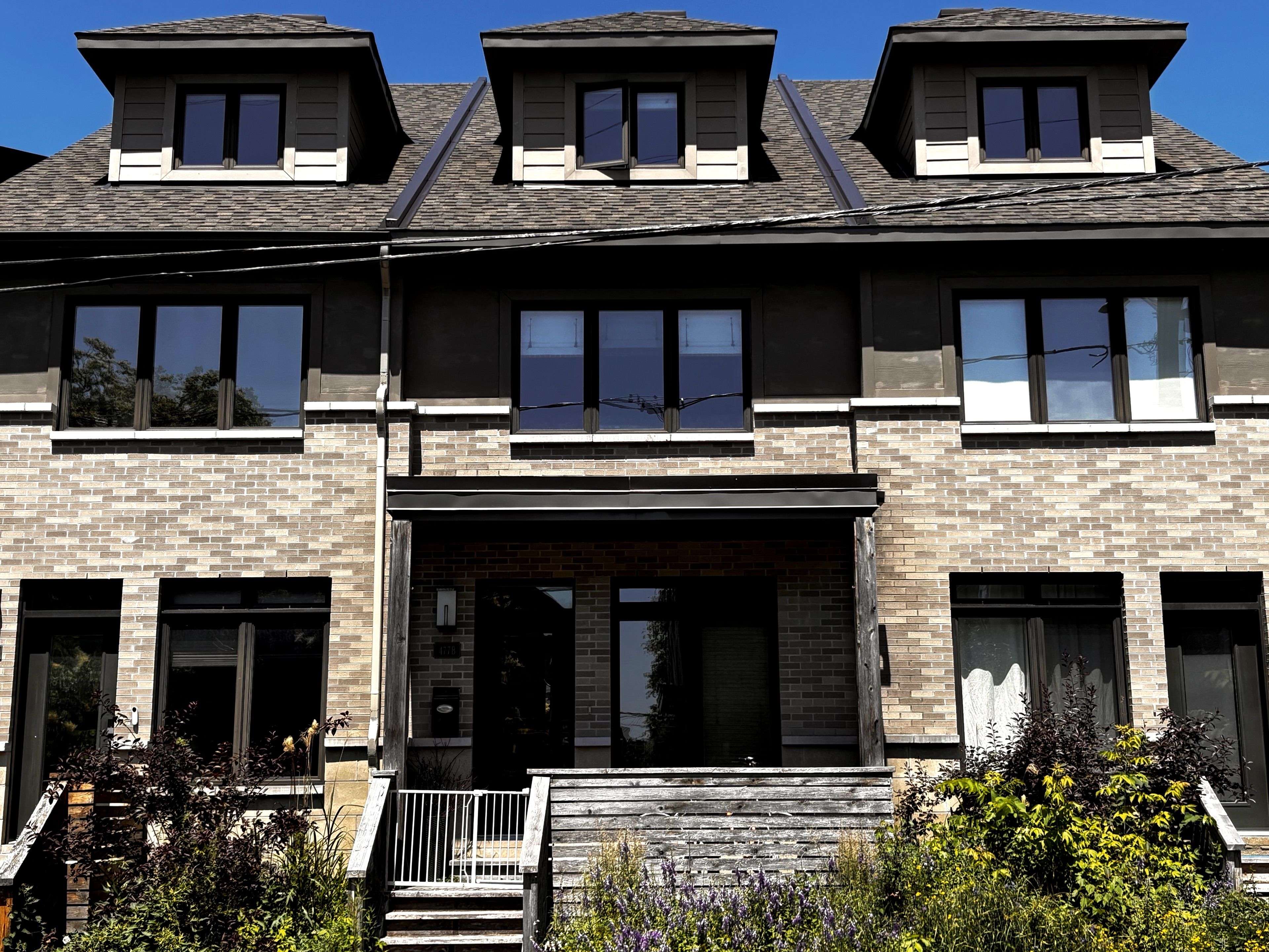 Glebe - Ottawa East And Area, ON K1S 0S8,477 Sunnyside AVE #B