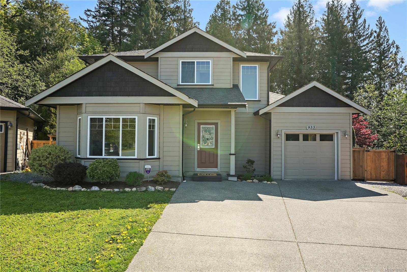 Langford, BC V9C 0B4,933 Thrush Pl