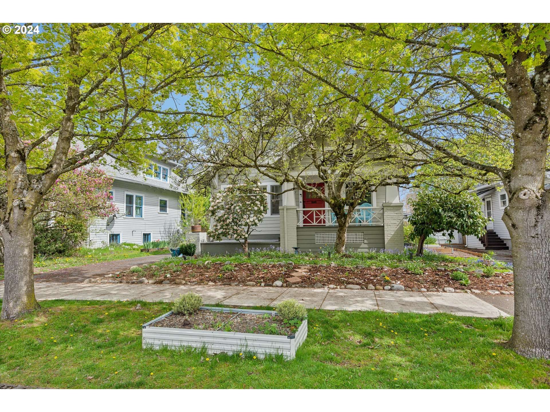 Portland, OR 97213,2530 NE 58TH AVE