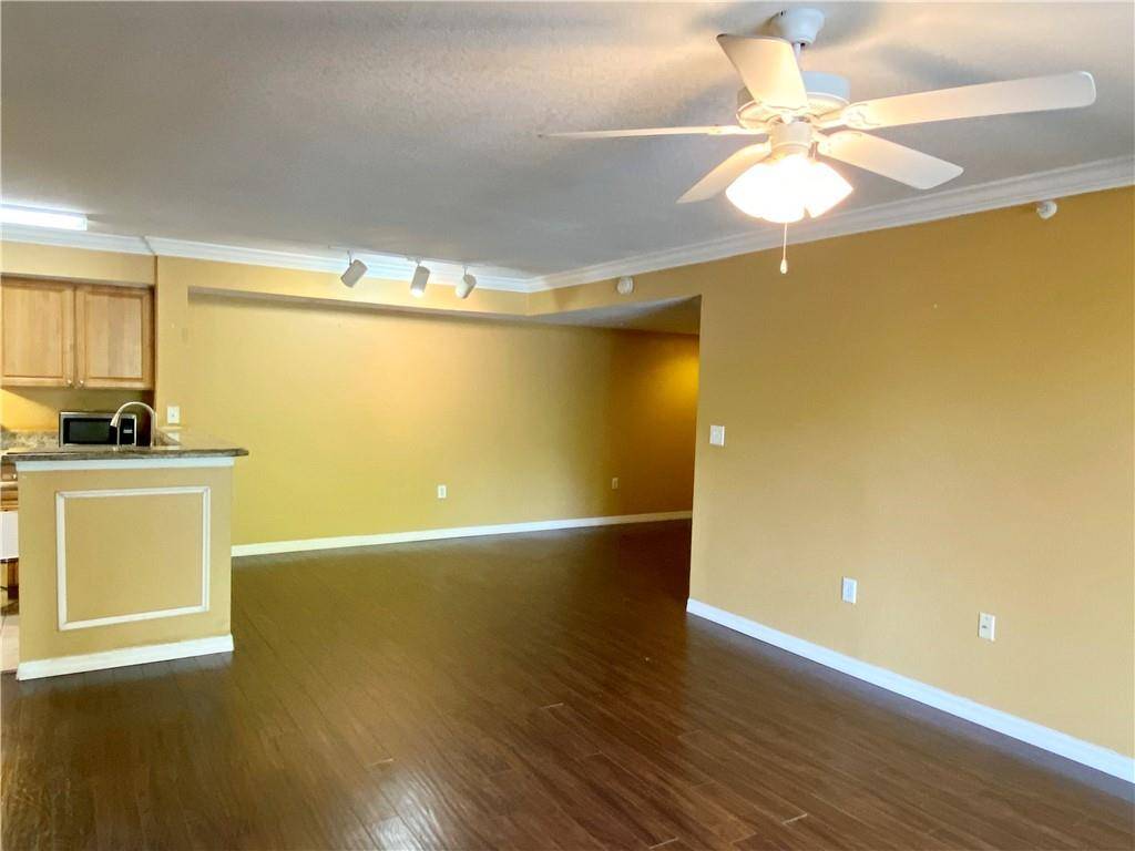 Delray Beach, FL 33446,15185 Michelangelo Blvd #105