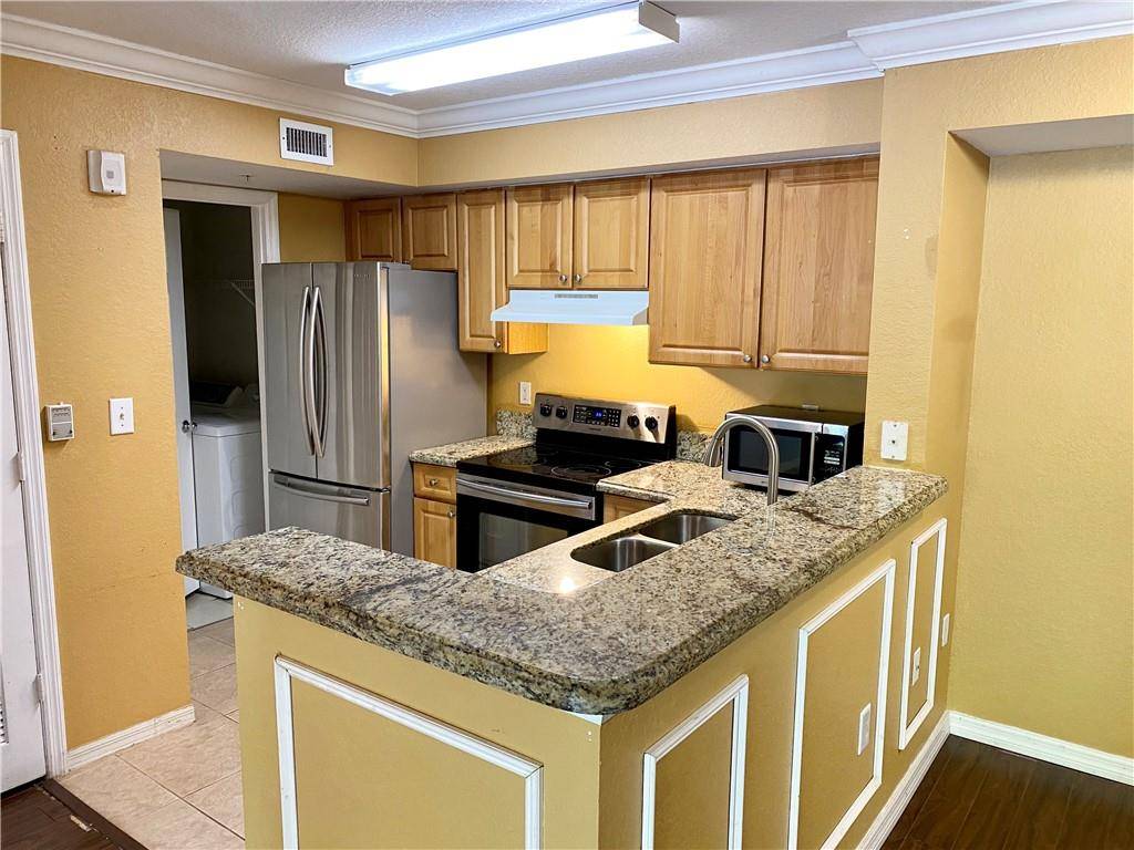 Delray Beach, FL 33446,15185 Michelangelo Blvd #105