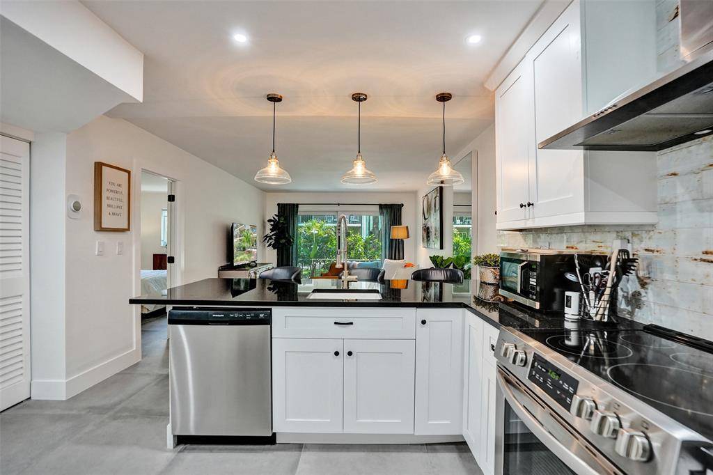 Wilton Manors, FL 33334,3000 NE 5th Ter #114-A