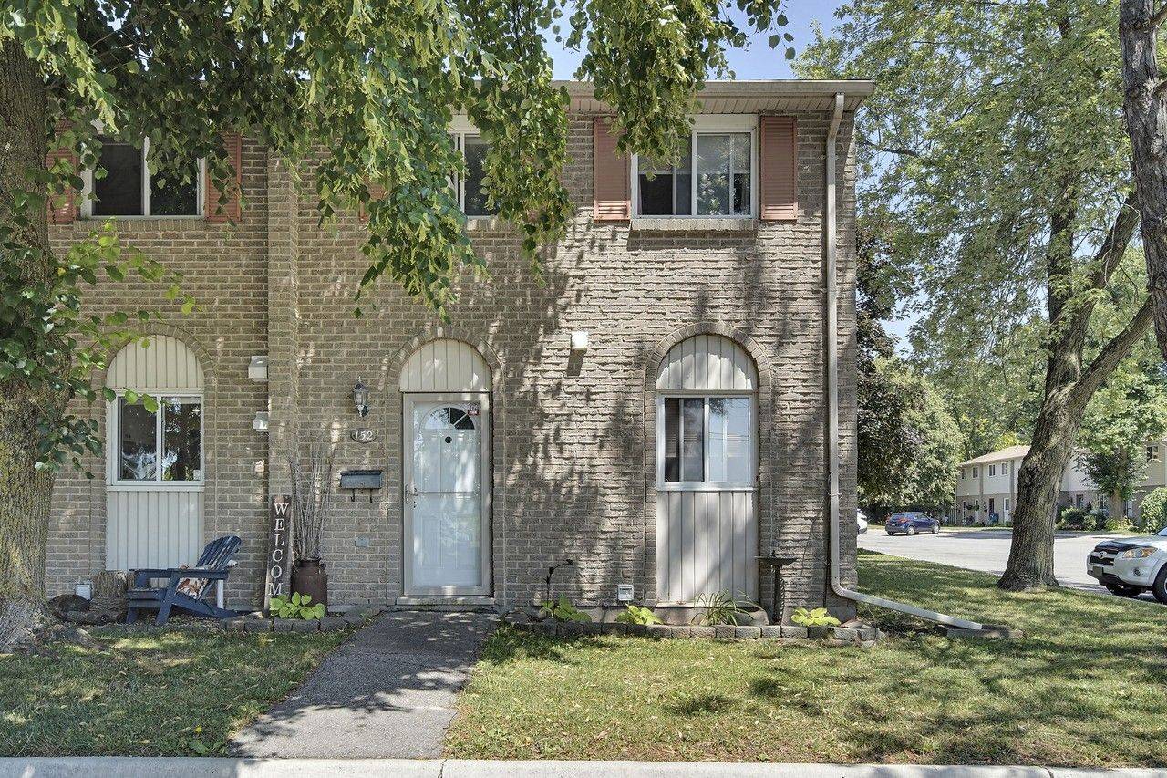 London South, ON N6J 2J1,166 Southdale RD W #152