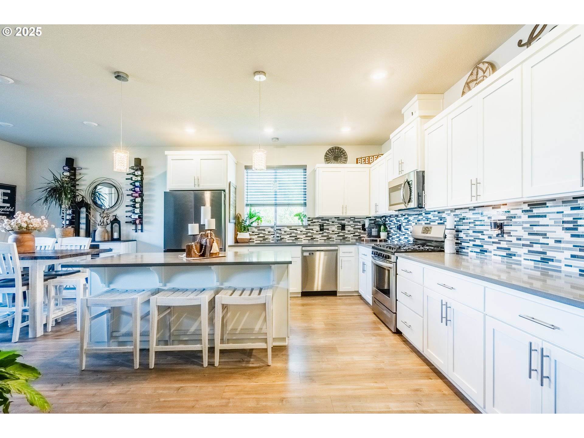 Canby, OR 97013,1053 S VINE ST