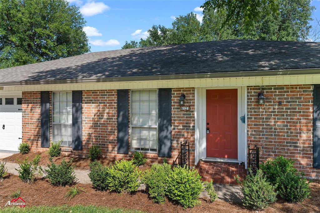 Shreveport, LA 71105,6121 Lovers Lane