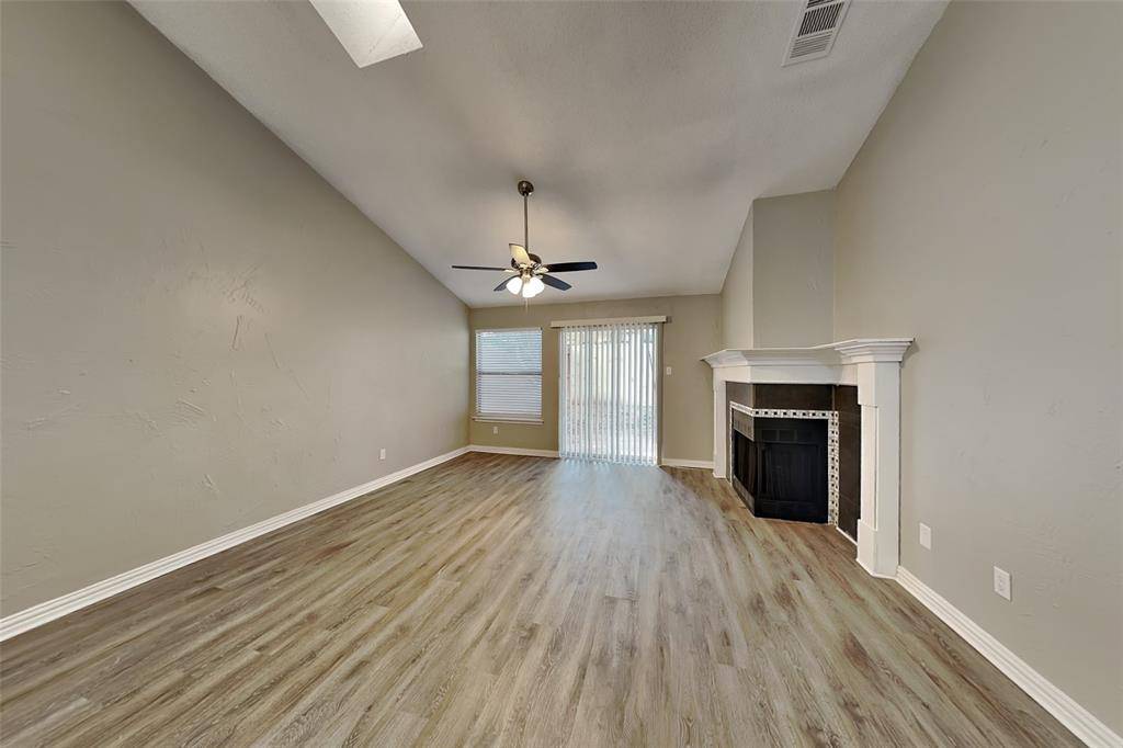 Grapevine, TX 76051,1410 Laguna Vista Way