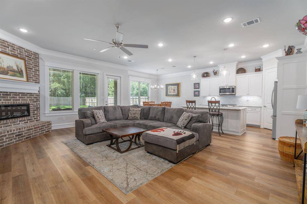 Chandler, TX 75758,418 Deer Point Cove