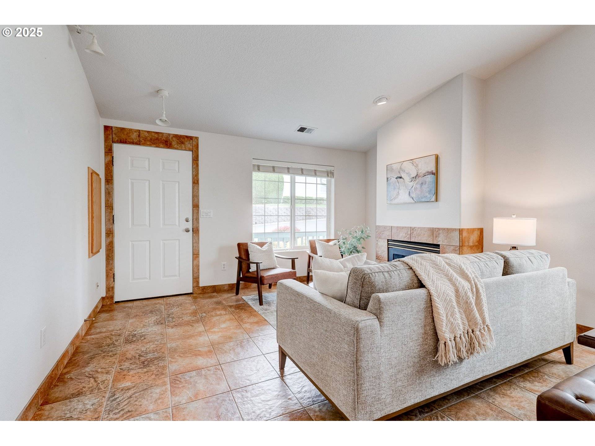 Beaverton, OR 97007,15415 SW PICADILLY LN