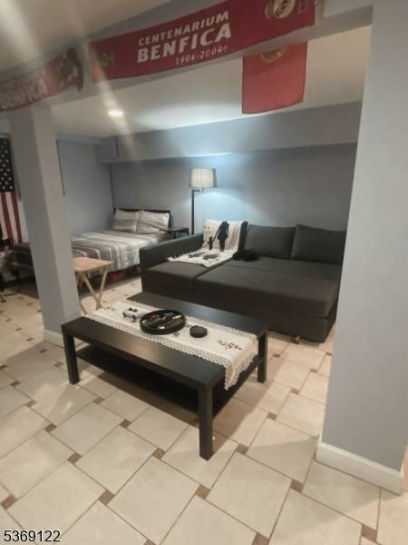 Elizabeth City, NJ 07202,419 Rahway Ave