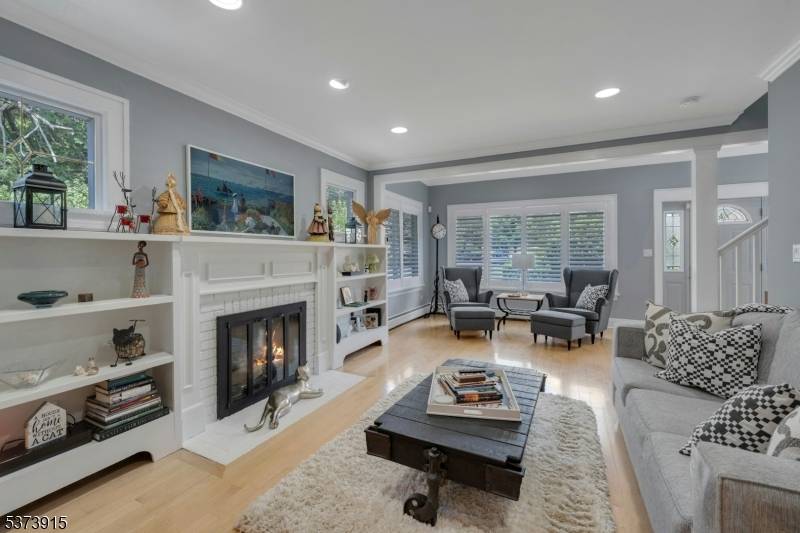 Ridgewood Village, NJ 07450,172 Ackerman Ave