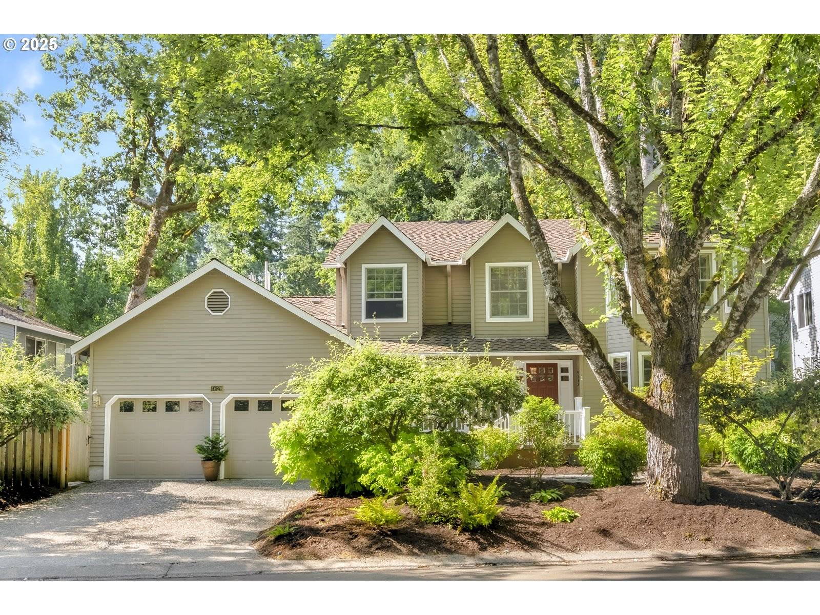 Lake Oswego, OR 97035,4628 HERITAGE LN