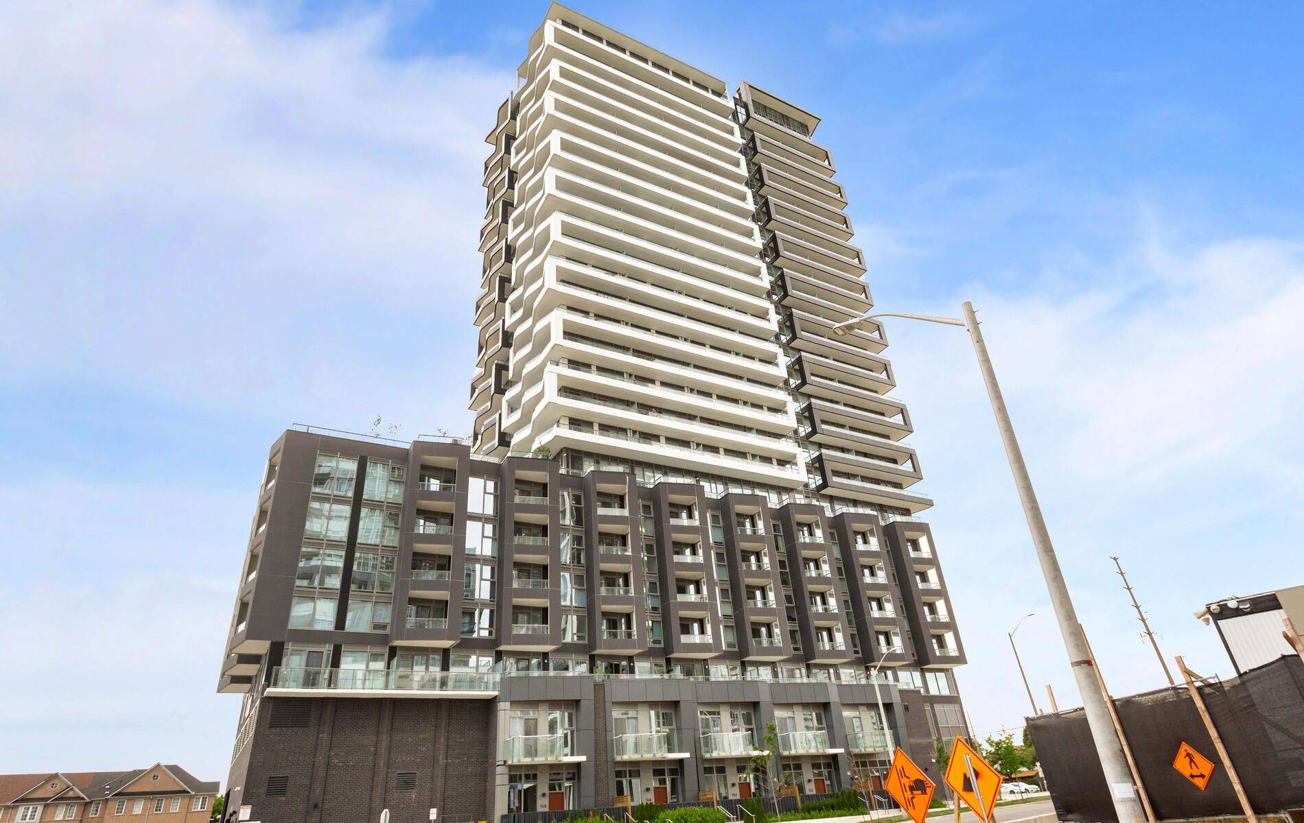 Brampton, ON L6Y 6L7,260 Malta AVE #1710
