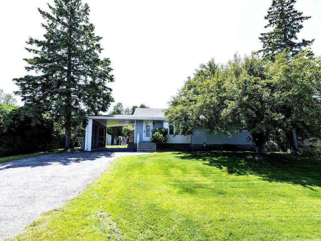 Stittsville - Munster - Richmond, ON K2S 1P2,20 Henry Goulburn WAY