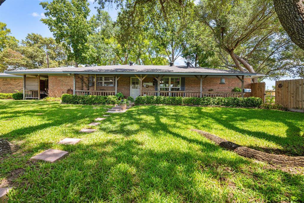 Athens, TX 75752,9111 County Road 3817
