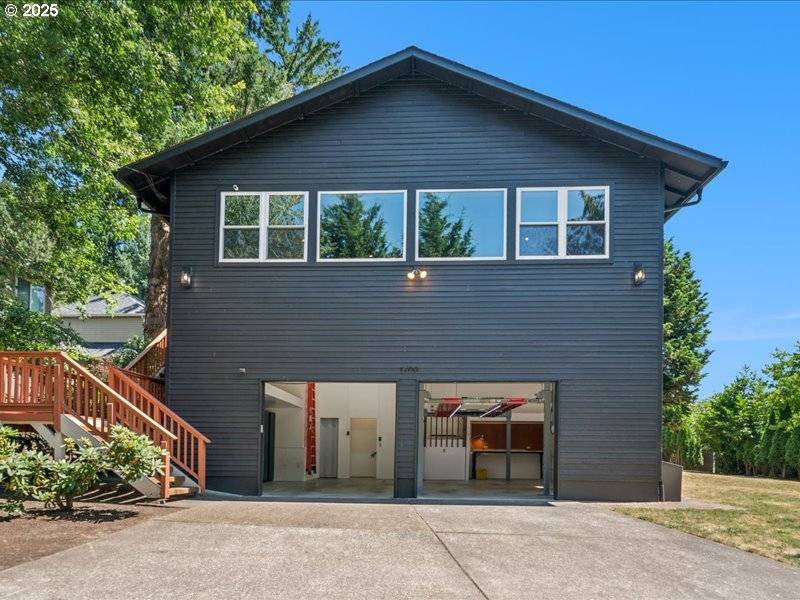 Portland, OR 97229,1700 NW SALTZMAN RD