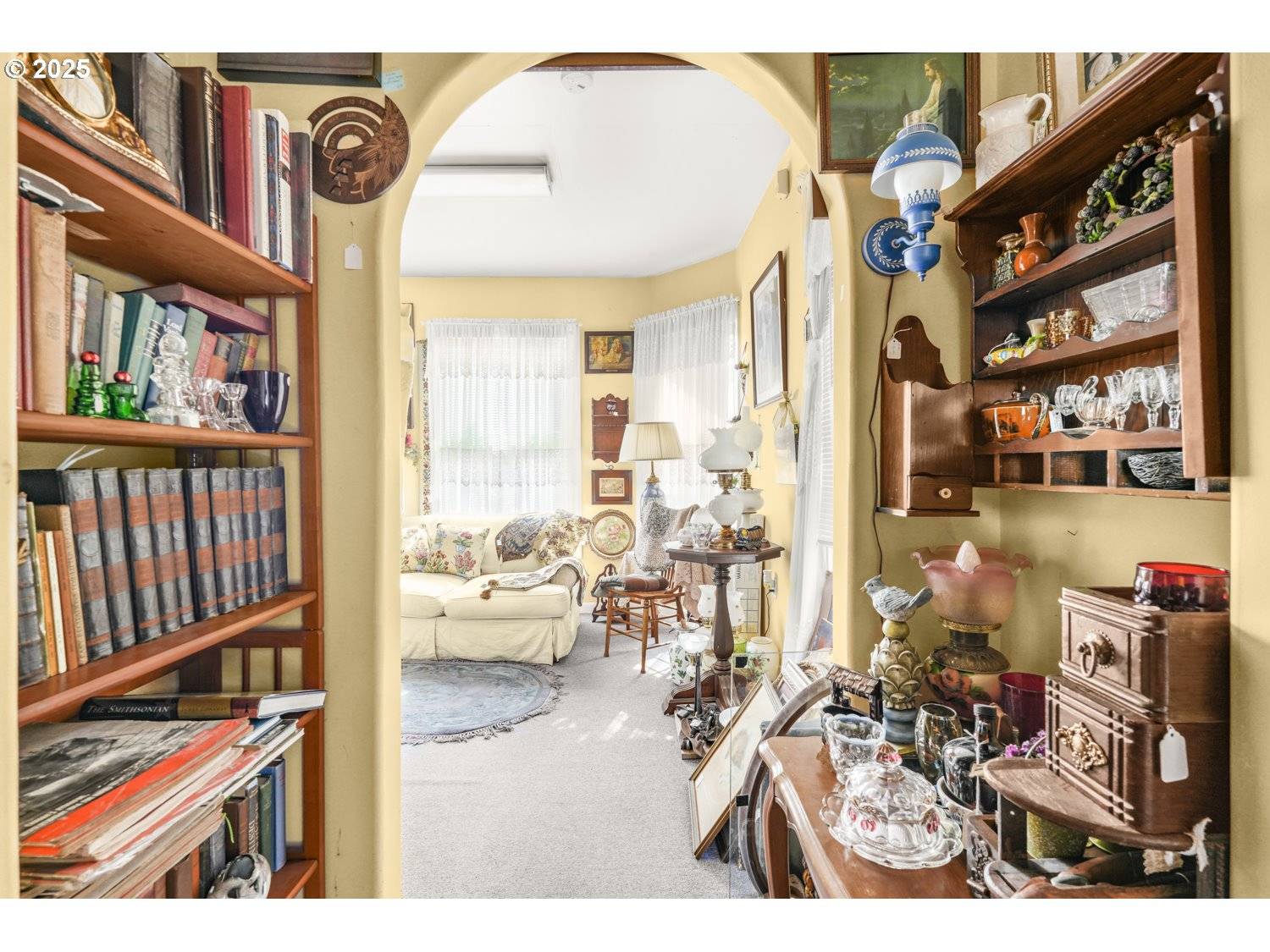 Aurora, OR 97002,21517 HIGHWAY 99E NE