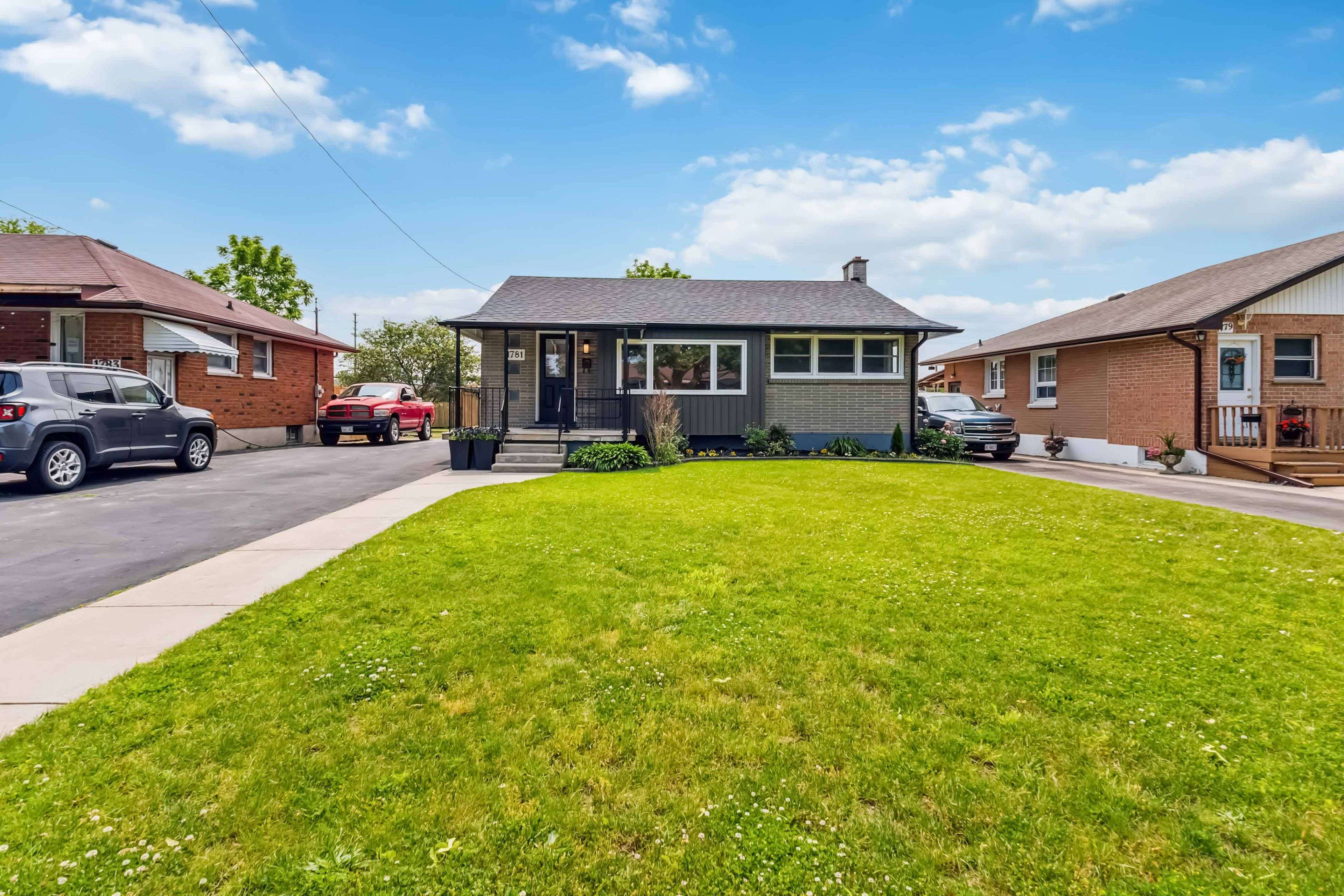 London East, ON N5W 1Z2,1781 Whitehall DR