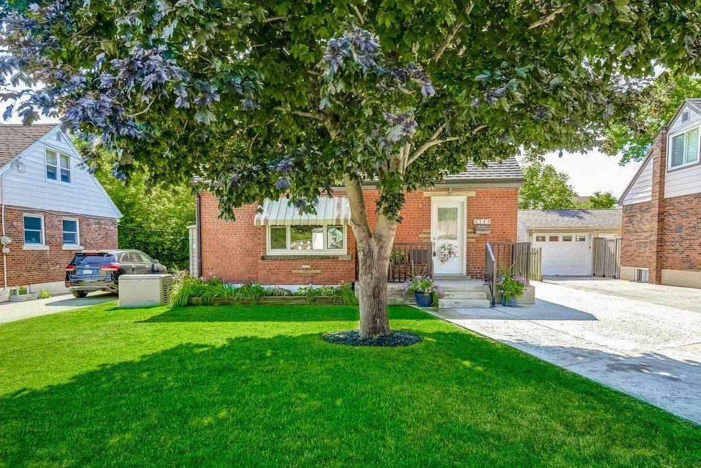 Hamilton, ON L8V 4J9,749 Upper Gage AVE