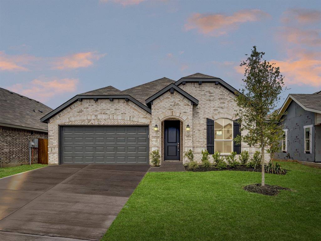 Granbury, TX 76049,1152 Avery