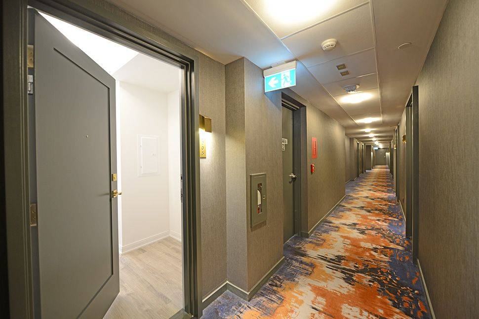 Toronto C08, ON M4Y 0C3,50 Charles ST E #3205