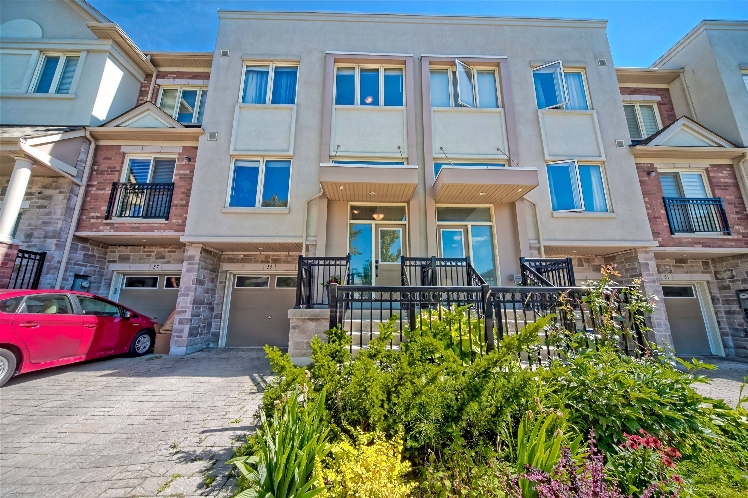 Toronto C07, ON M2R 2Y9,55 Antibes DR