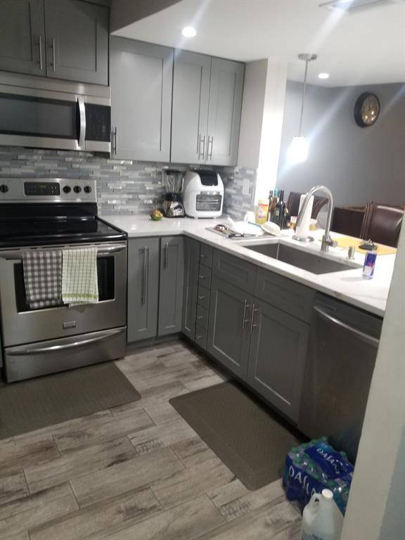 Fort Lauderdale, FL 33319,6562 Racquet Club Dr #82