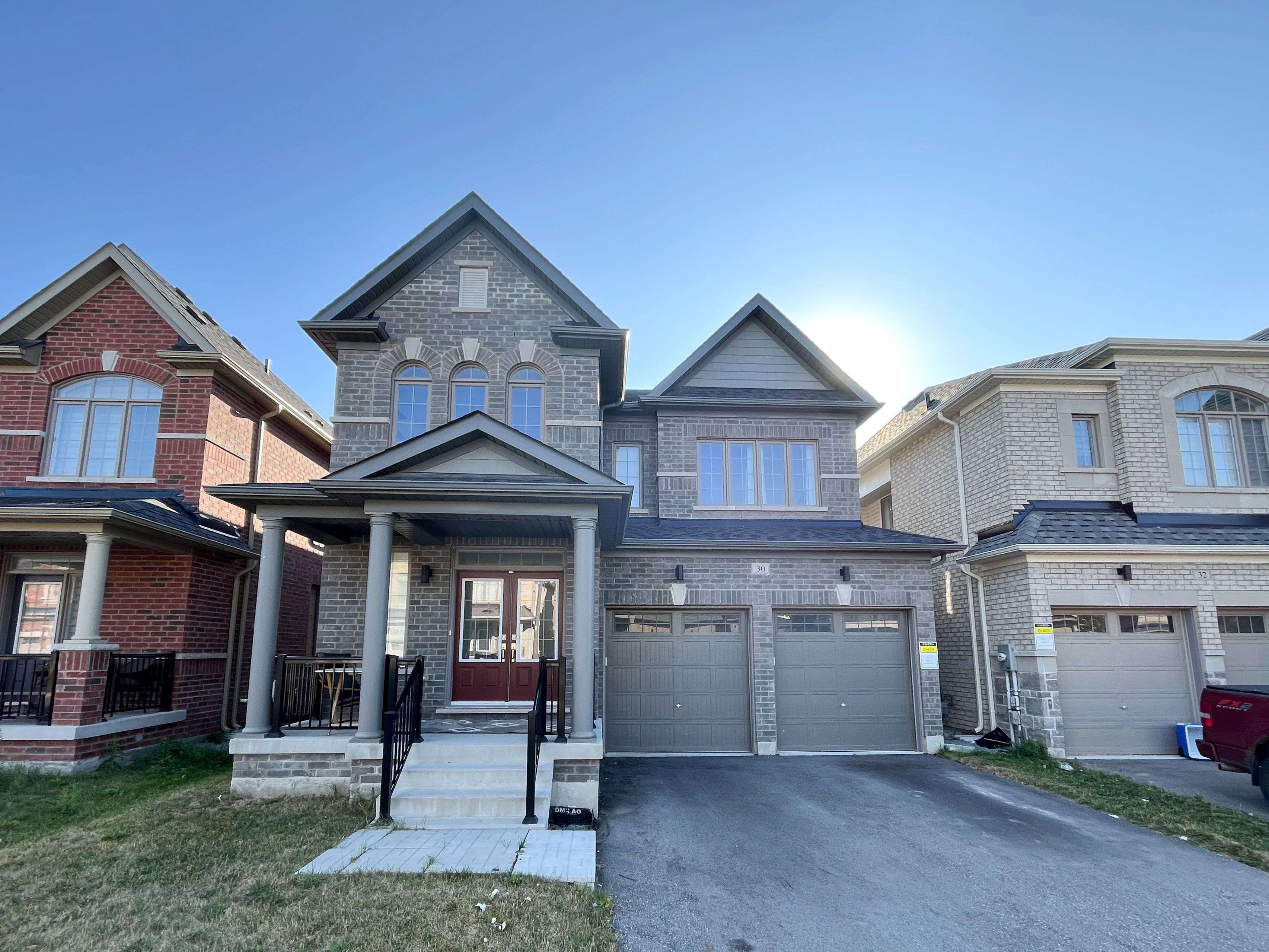East Gwillimbury, ON L9N 0X1,30 Whippletree DR