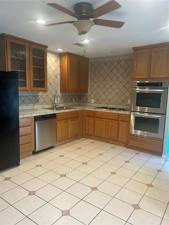 Grapevine, TX 76051,2119 Pecos Drive