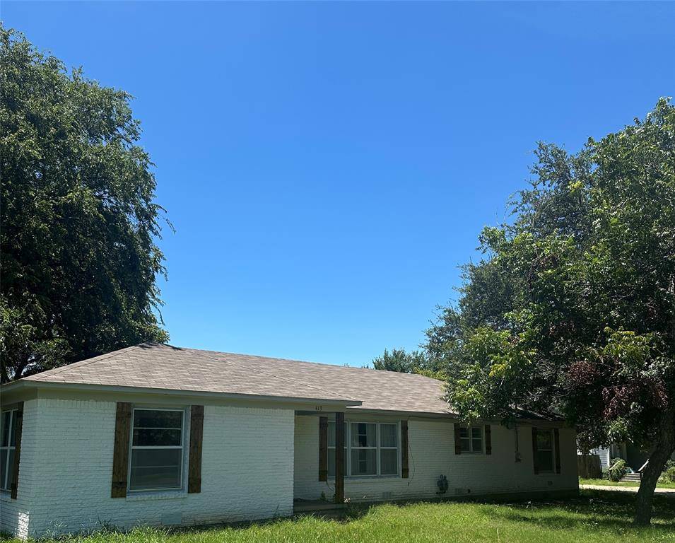 Mcgregor, TX 76657,413 S Tyler