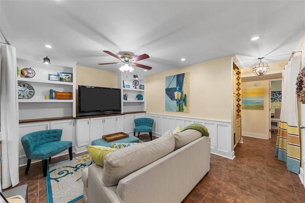 Waco, TX 76706,1214 Baylor Avenue #110