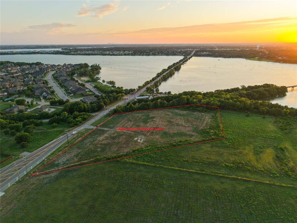 Rowlett, TX 75088,6921 Miller Road