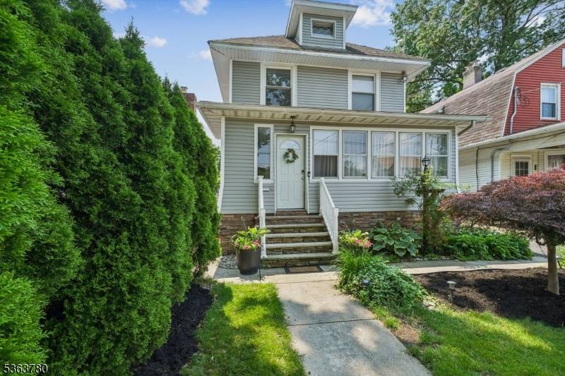 Roselle Park Boro, NJ 07204,118 E Lincoln Ave