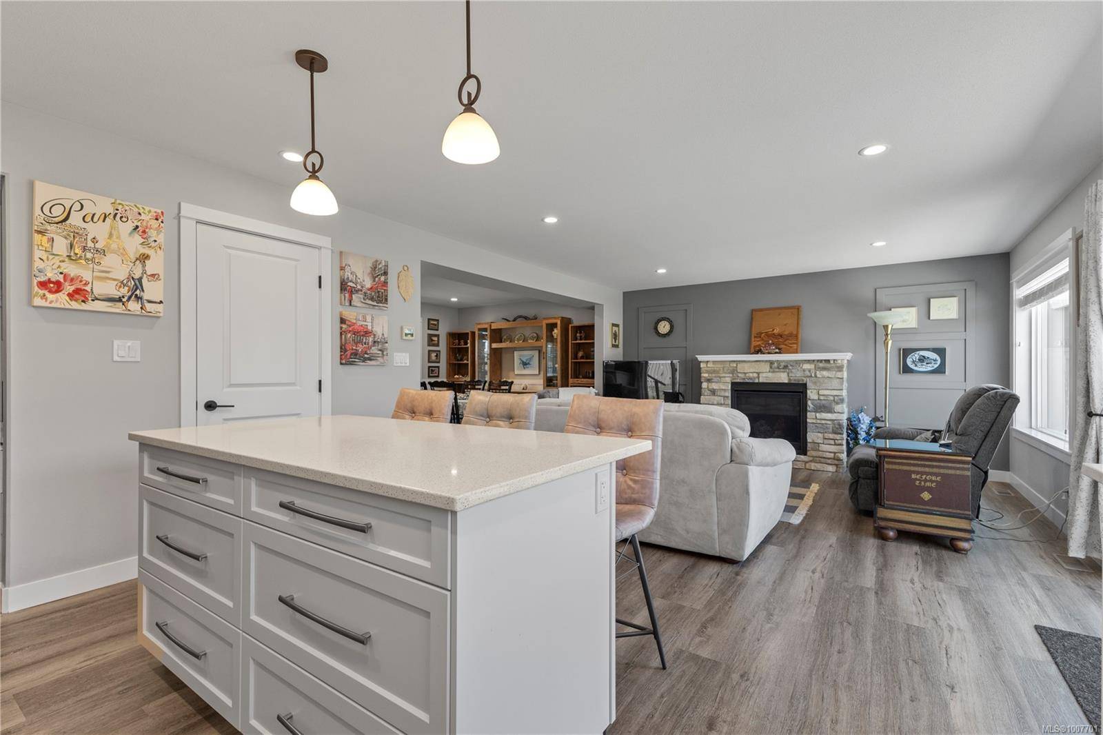 Campbell River, BC V9W 0E3,492 Park Forest Dr