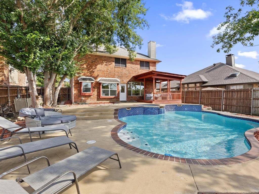 Carrollton, TX 75007,1339 Barclay Drive