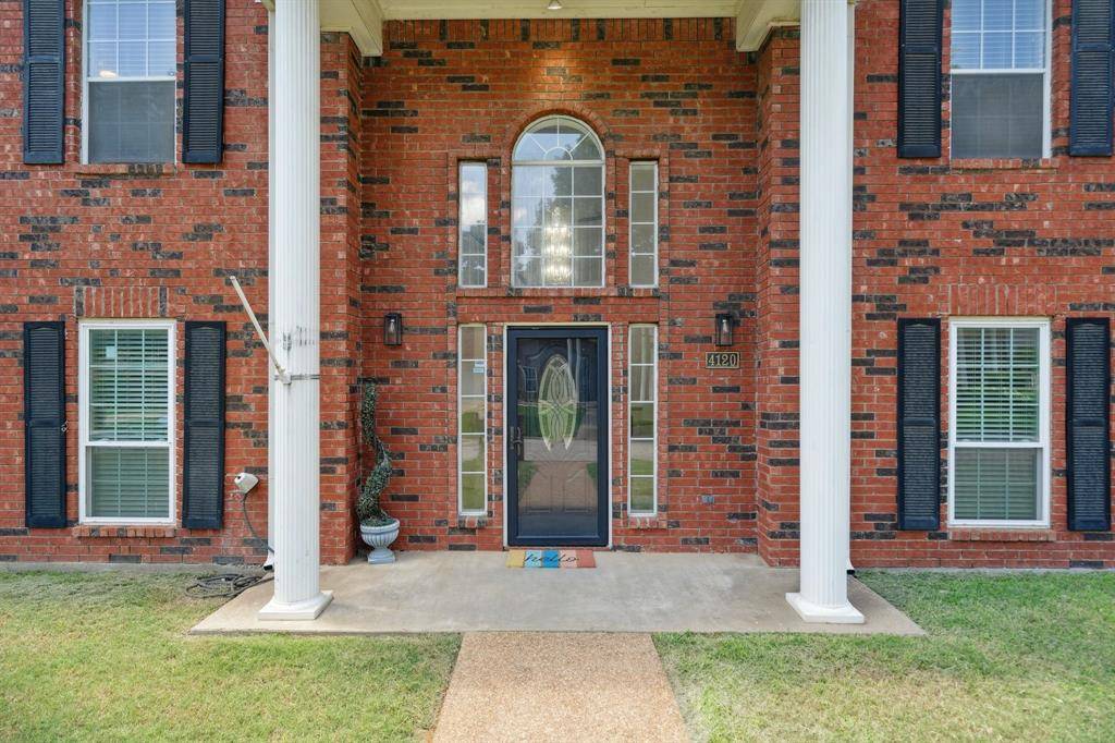 Arlington, TX 76016,4120 Kingsferry Drive
