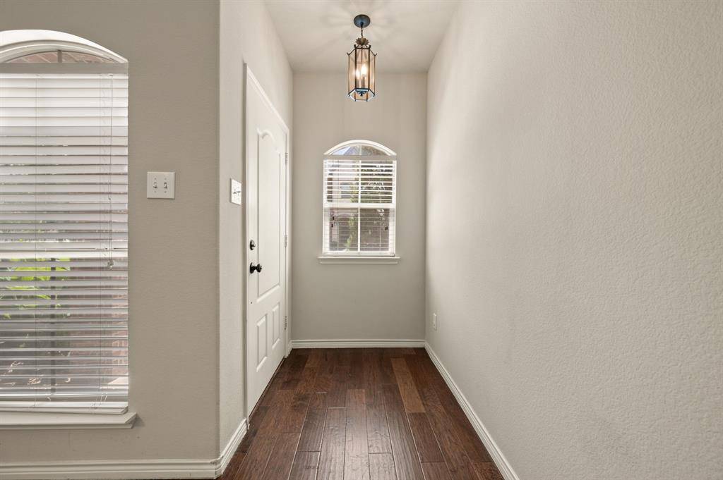 Carrollton, TX 75010,4261 Comanche Drive