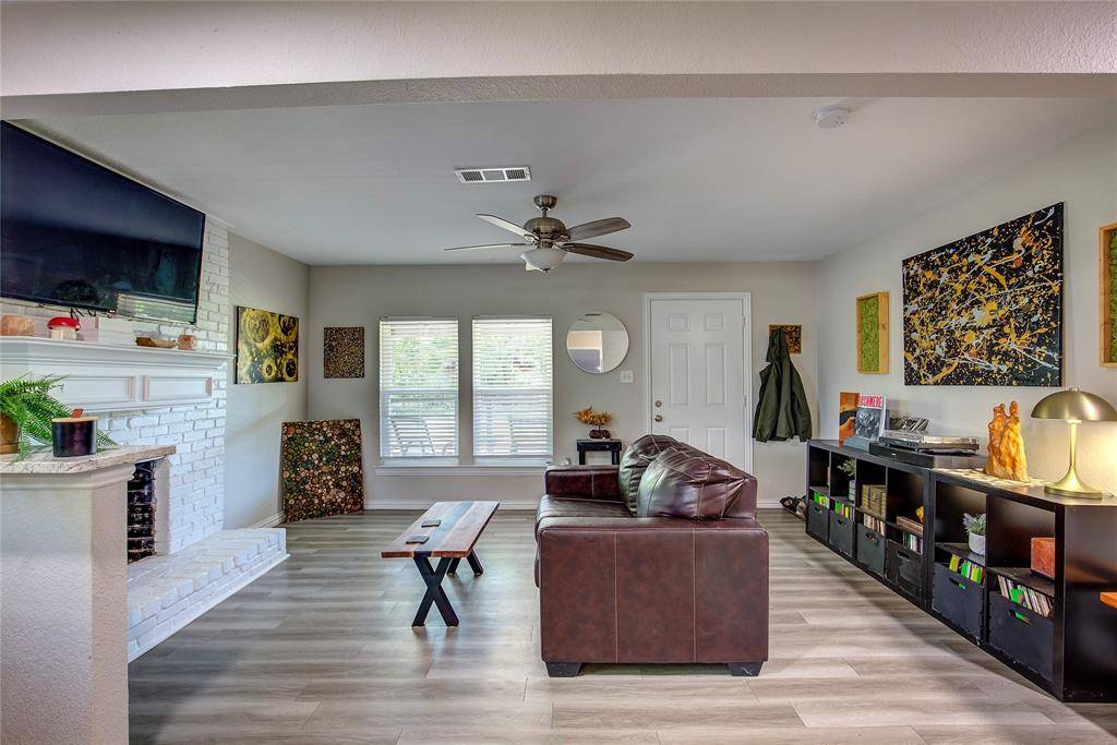 West Tawakoni, TX 75474,1101 Redoak Drive
