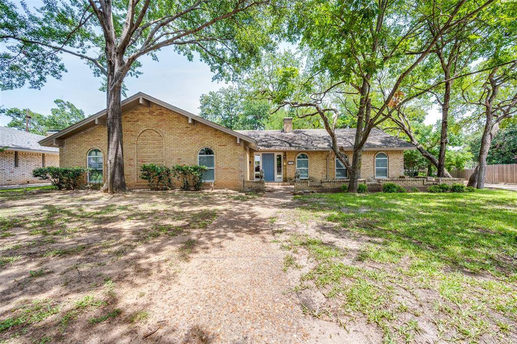 Irving, TX 75061,1710 Green Oaks Drive