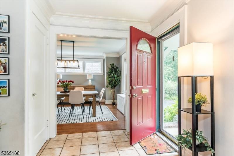 South Orange Village Twp., NJ 07079,35 Elm Ct