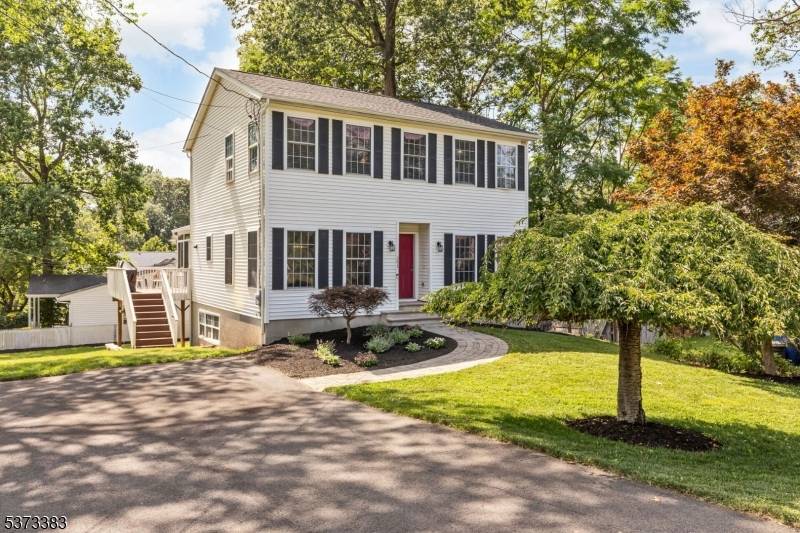 Green Brook Twp., NJ 08812,353 Top Ave